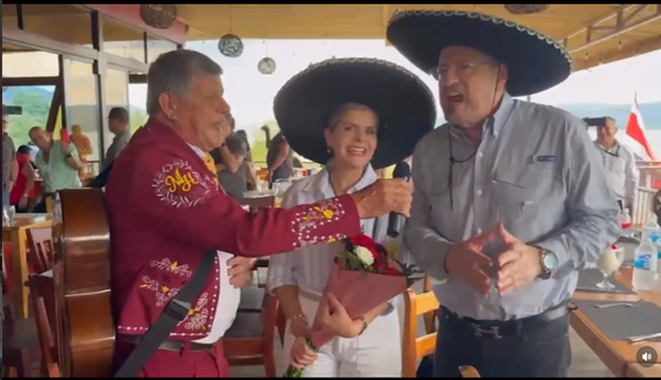 Rodrigo-Laura-Zona-Norte
