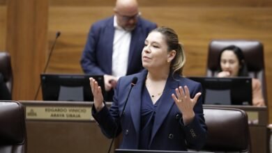 Claudia-Dobles