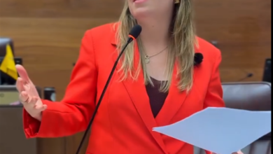 Claudia-Dobles