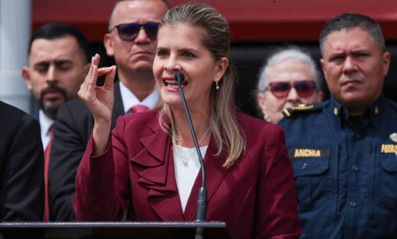 Laura-Fernández