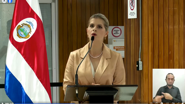 Laura-Fernández Justicia