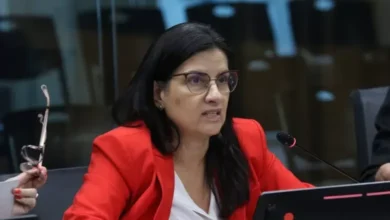 Martha- Esquivel