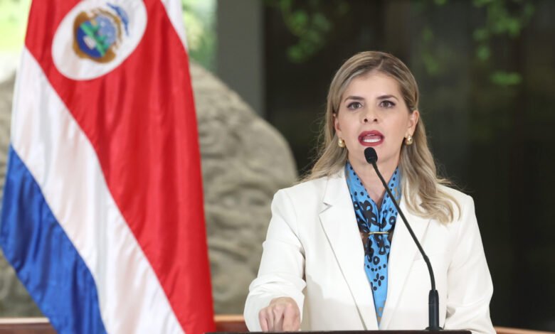 Laura-Fernández