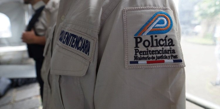 Policías