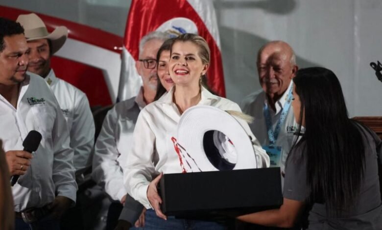 Laura Fernández