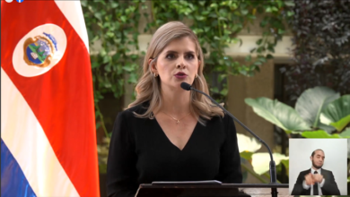 Laura Fernández