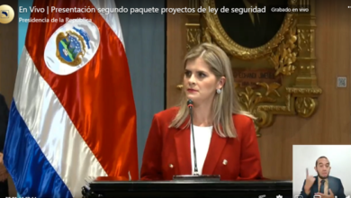 Presidente-Laura-Fernández