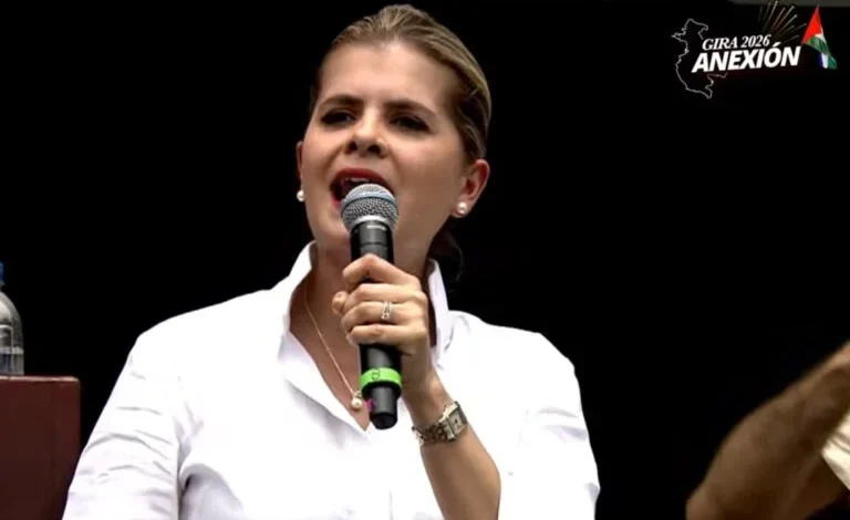 Laura-Fernández
