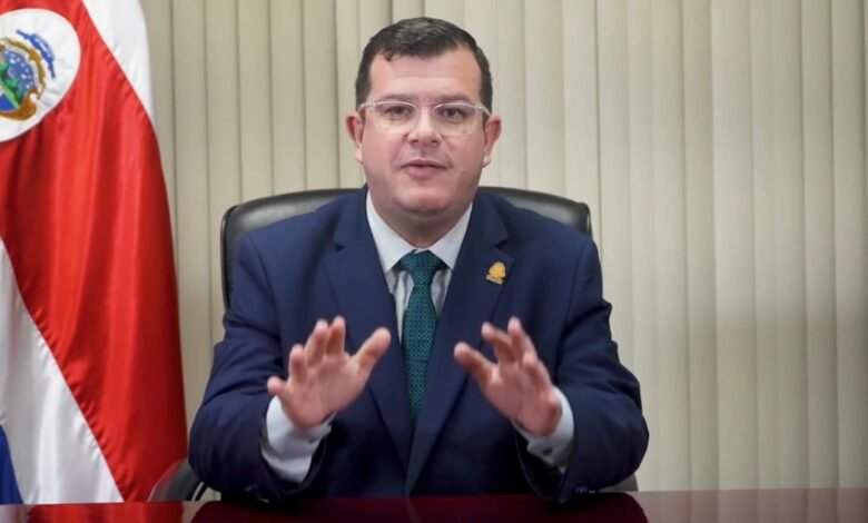 Arnold Zamora