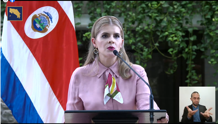 Laura Fernández